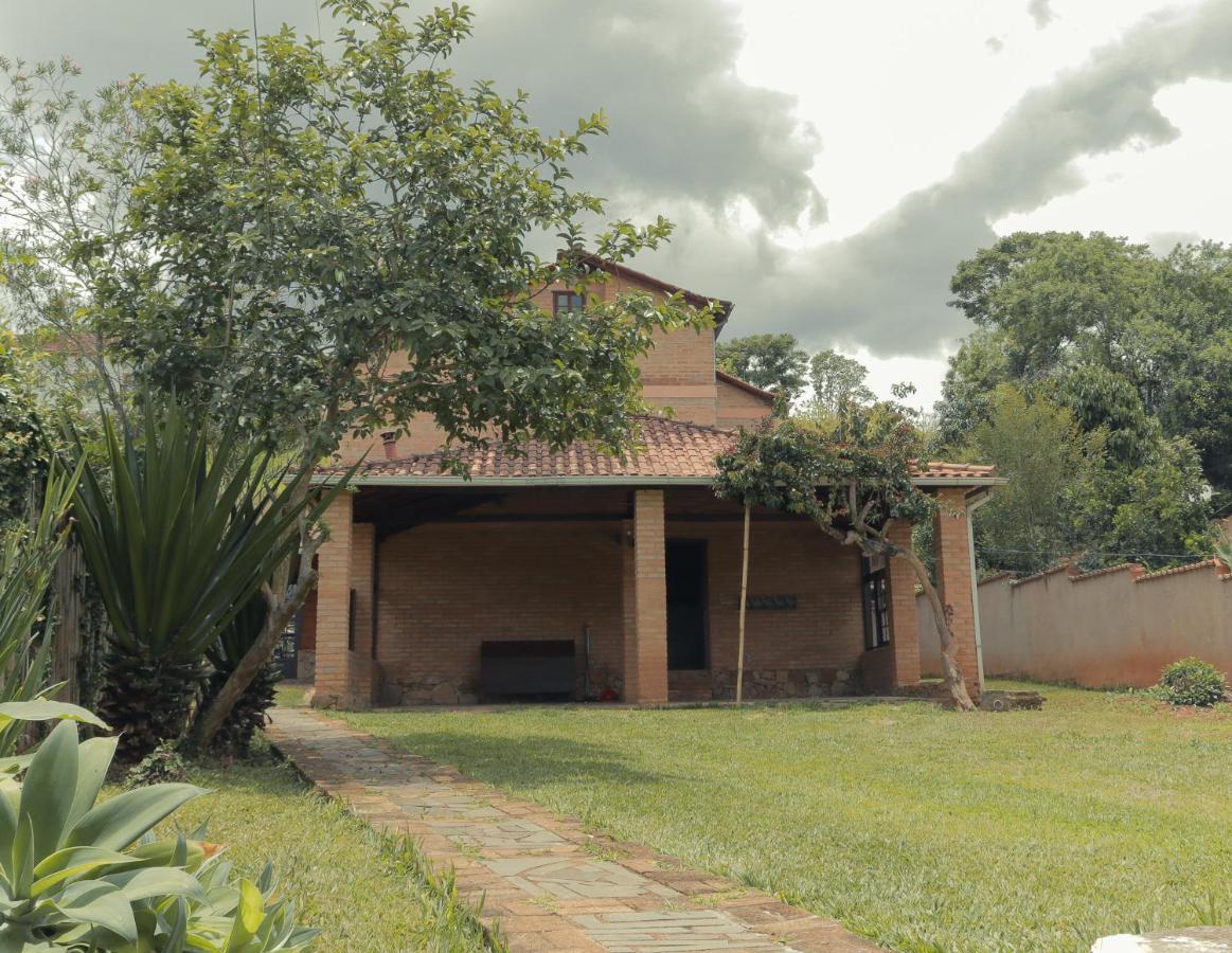 Em Tiradentes, Minas Gerais, Casa Tipica E Espacosa Em Terreno Arborizado Экстерьер фото