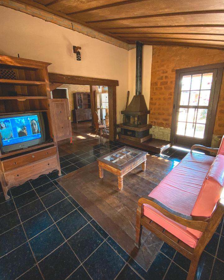 Em Tiradentes, Minas Gerais, Casa Tipica E Espacosa Em Terreno Arborizado Экстерьер фото